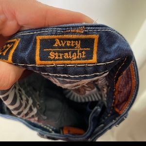 Rock revival Avery stretch jeans